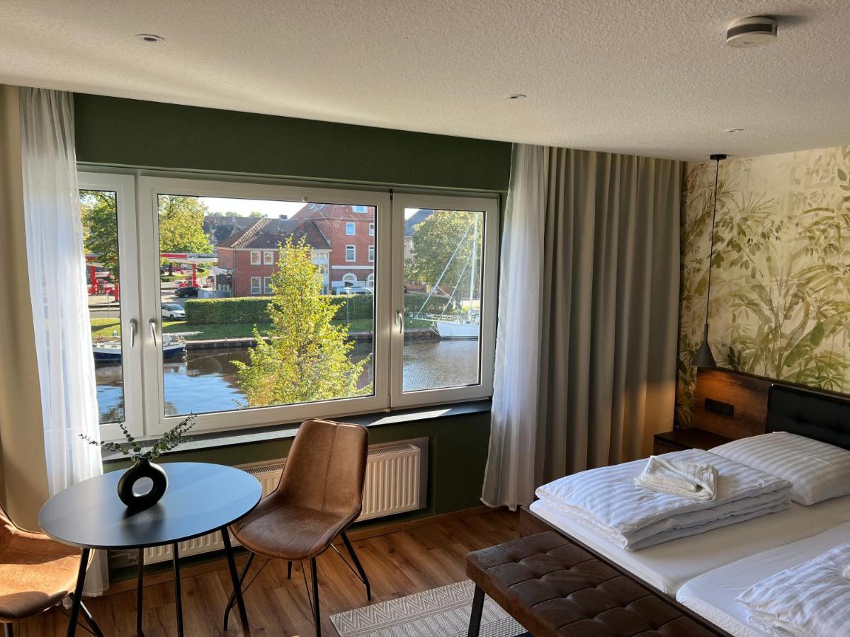 Gemuetliches Studio Im Stadtkern Mit Kanalblick Emden Ngoại thất bức ảnh