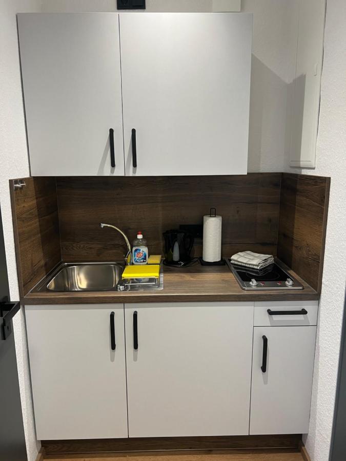 Gemuetliches Studio Im Stadtkern Mit Kanalblick Emden Ngoại thất bức ảnh